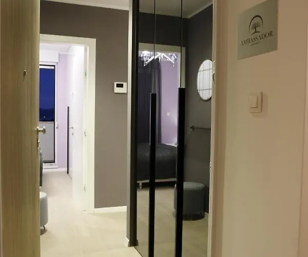 Apartament Ambassador *